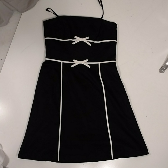 Black & White Strapless Mini Dress Flirty Sundress Mrk6P fits like 4 Quality NWT - Picture 8 of 8